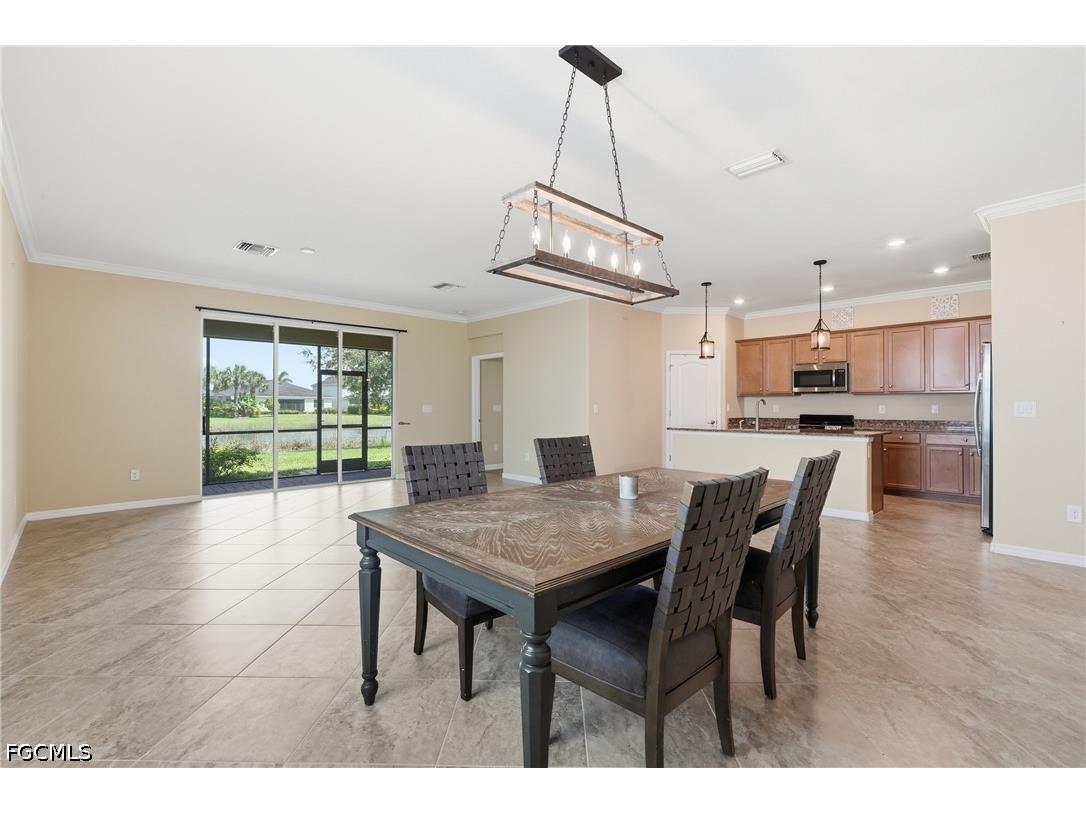 2007 Parson Street Naples FL 34120 2026025533 image5