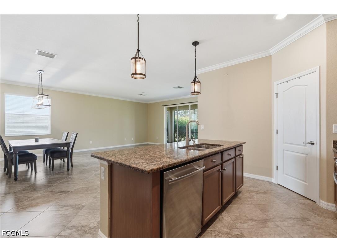 2007 Parson Street Naples FL 34120 2026025533 image9