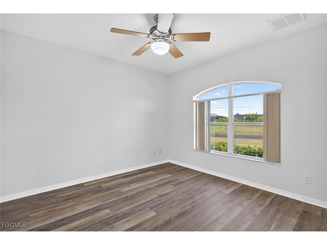 2007 SW 43rd Terrace Cape Coral FL 33914 2025016823 image16