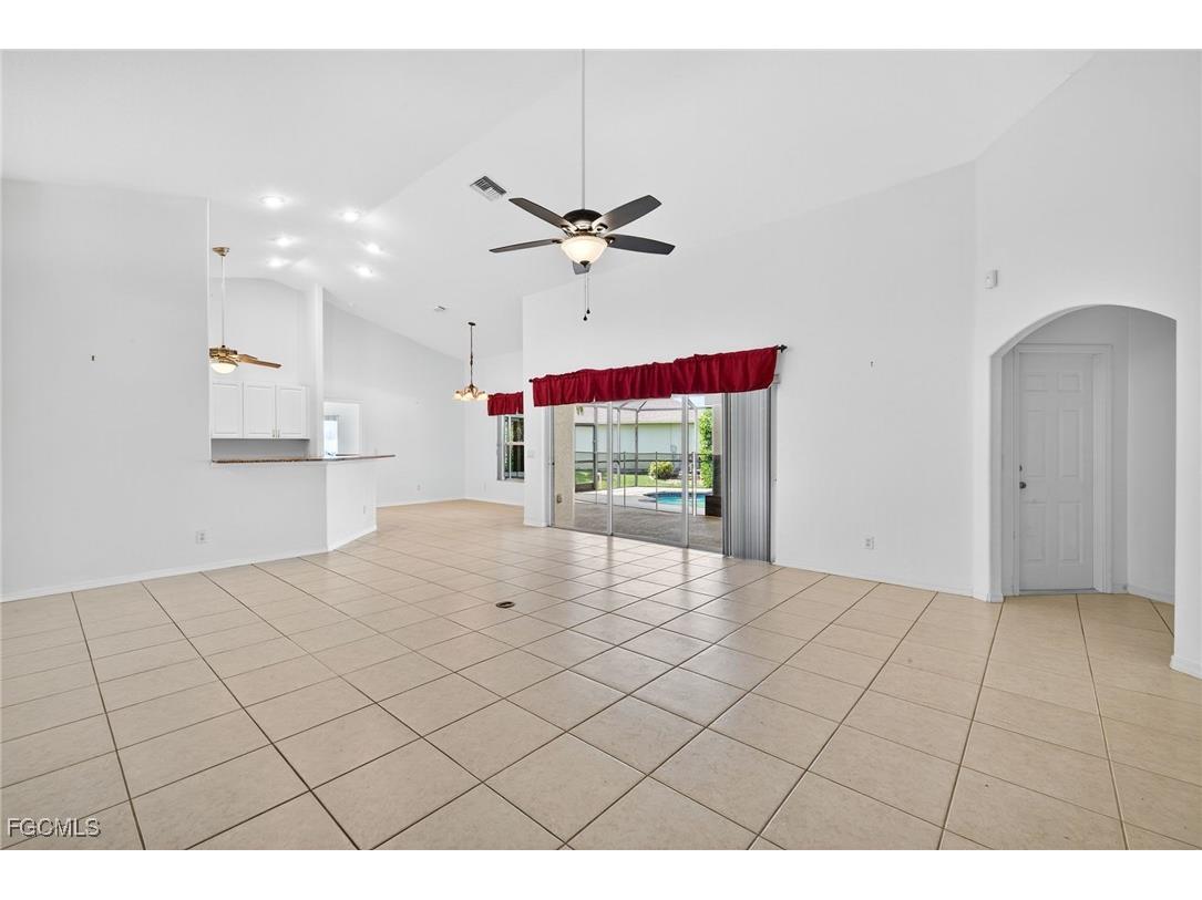 2007 SW 43rd Terrace Cape Coral FL 33914 2025016823 image4