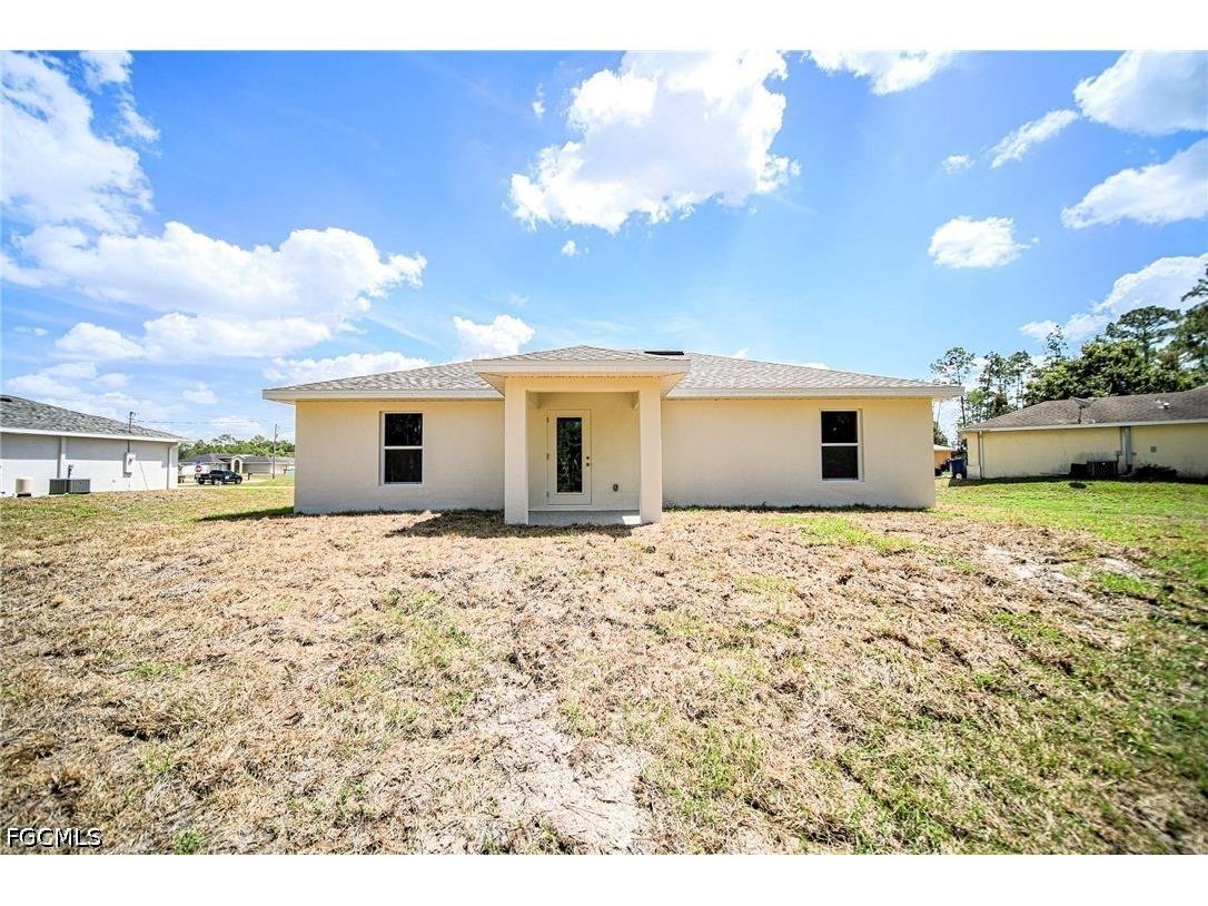 2007 Voss Court Lehigh Acres FL 33972 2026015842 image21