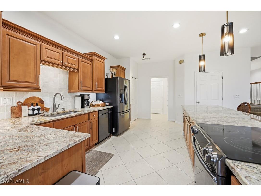 20079 Larino Loop Estero FL 33928 226011239 image16