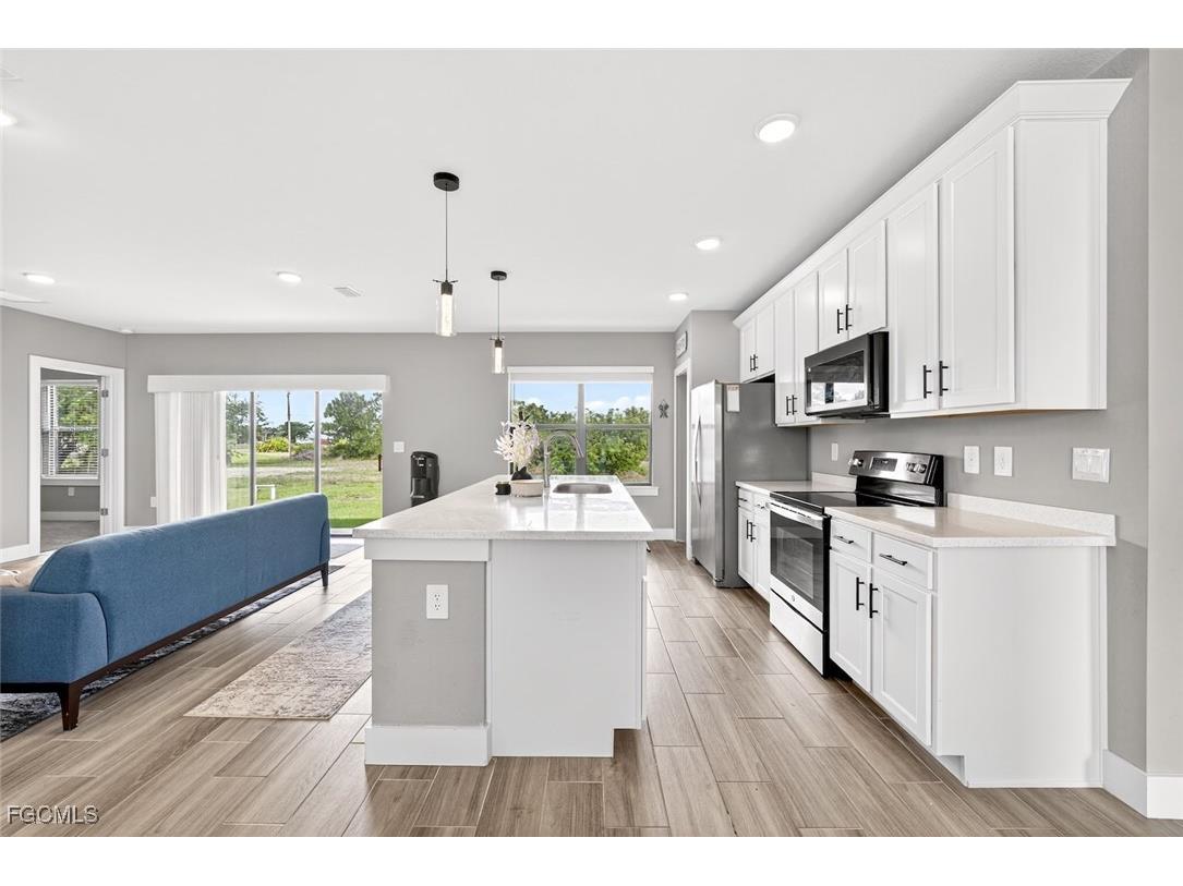 2008 NW 24th Place Cape Coral FL 33993 2026000871 image12