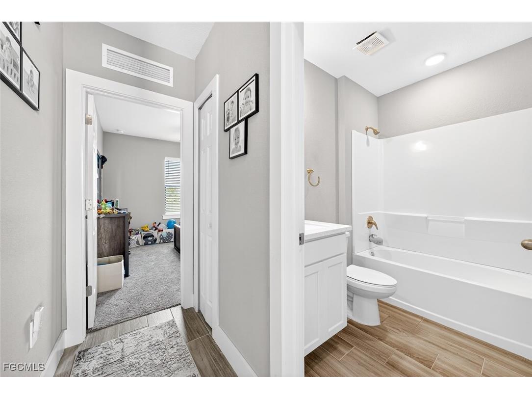 2008 NW 24th Place Cape Coral FL 33993 2026000871 image29