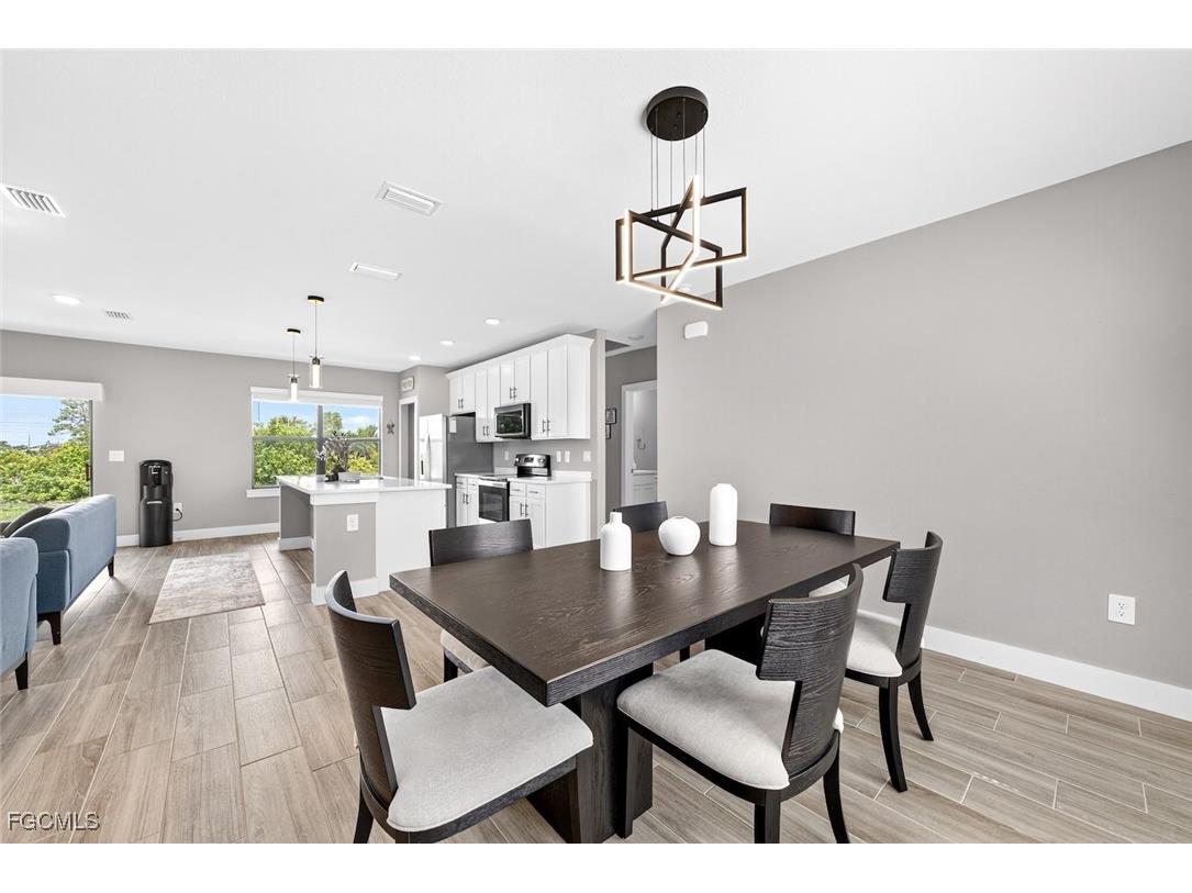 2008 NW 24th Place Cape Coral FL 33993 2026000871 image6