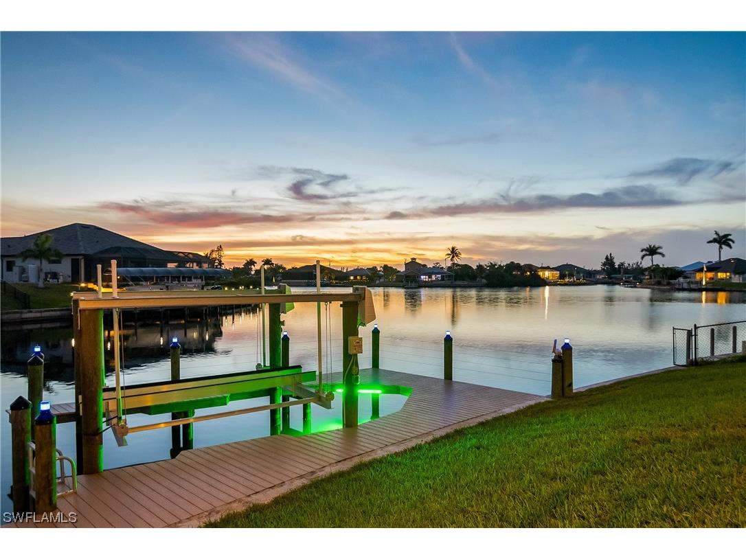 2008 NW 36th Avenue Cape Coral FL 33993 224019178 image1