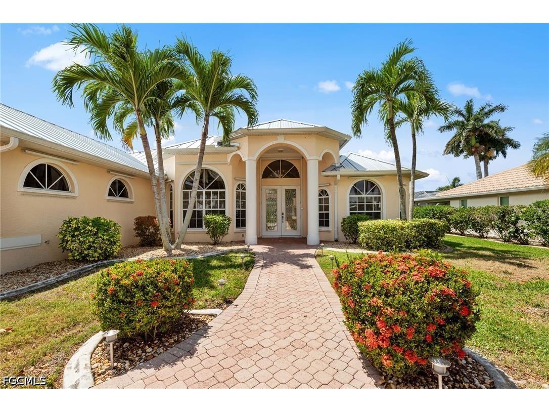 2008 Palaco Grande Parkway Cape Coral FL 33904 2026020537 image2