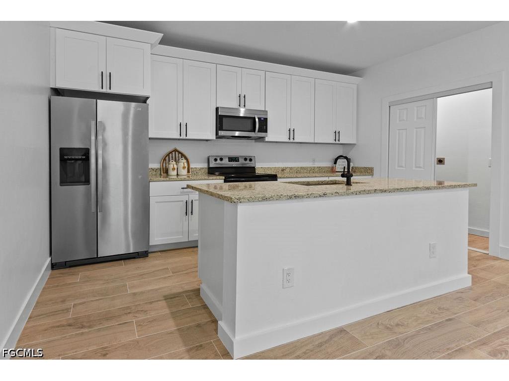 2008 Robert Avenue Alva FL 33920 2026031596 image10