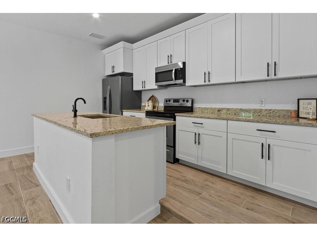 2008 Robert Avenue Alva FL 33920 2026031596 image15
