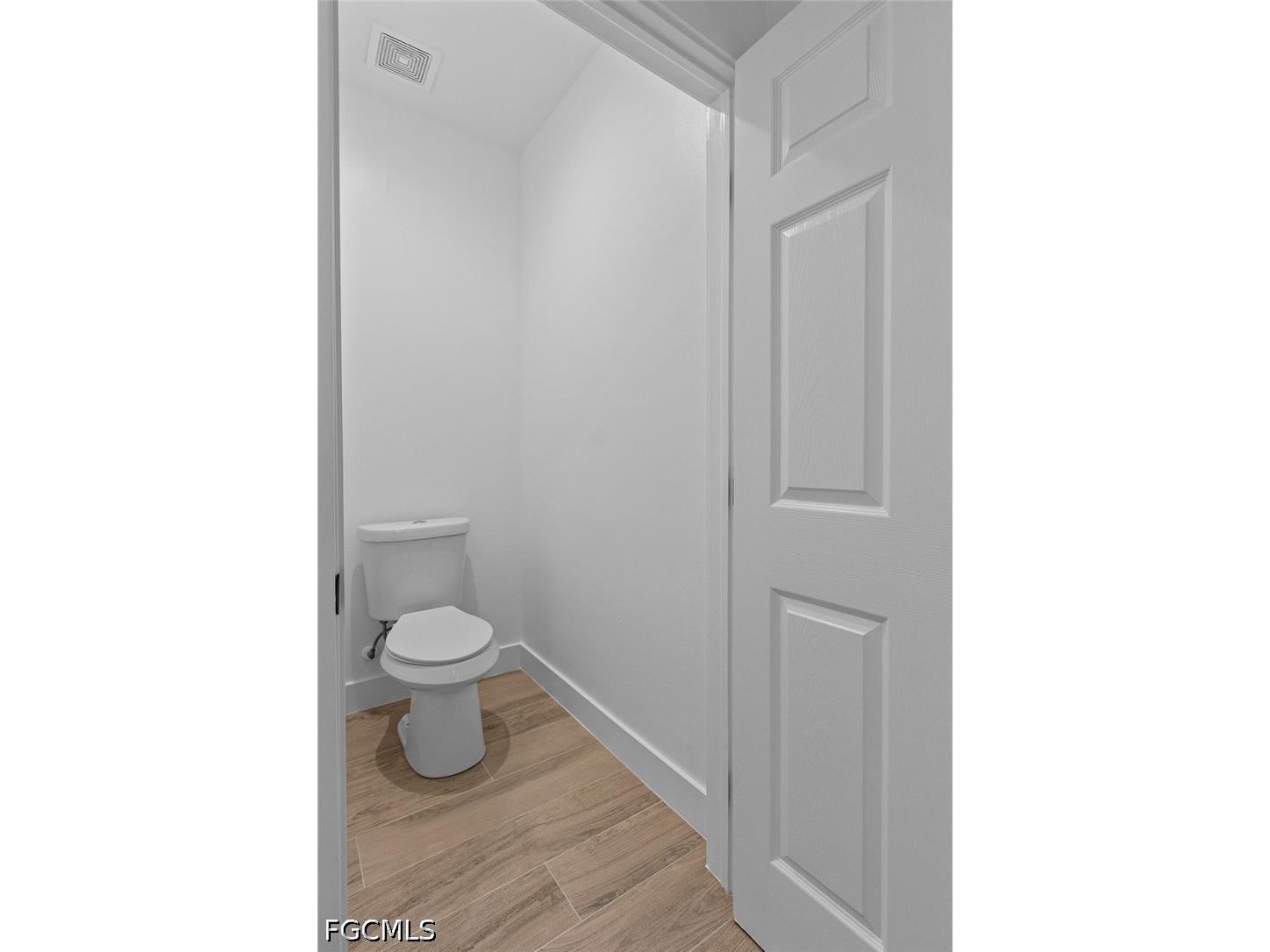 2008 Robert Avenue Alva FL 33920 2026031596 image24