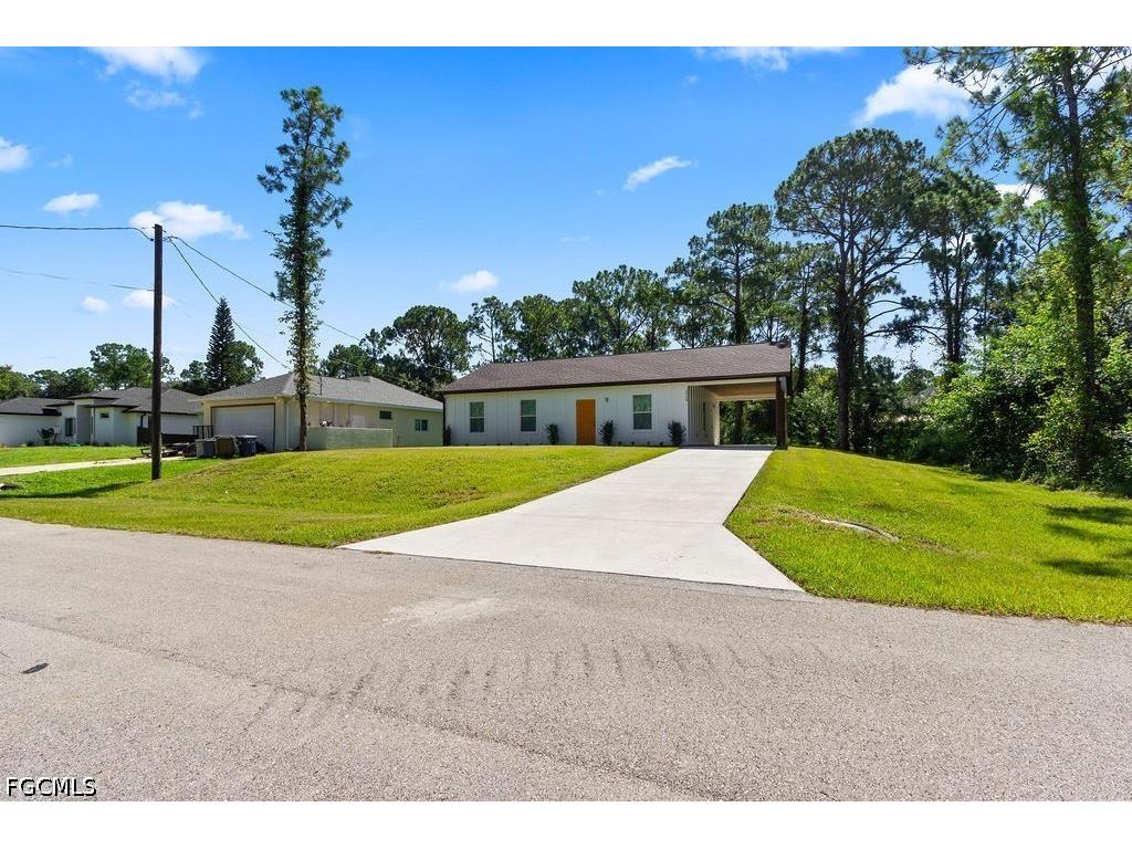 2008 Robert Avenue Alva FL 33920 2026031596 image44