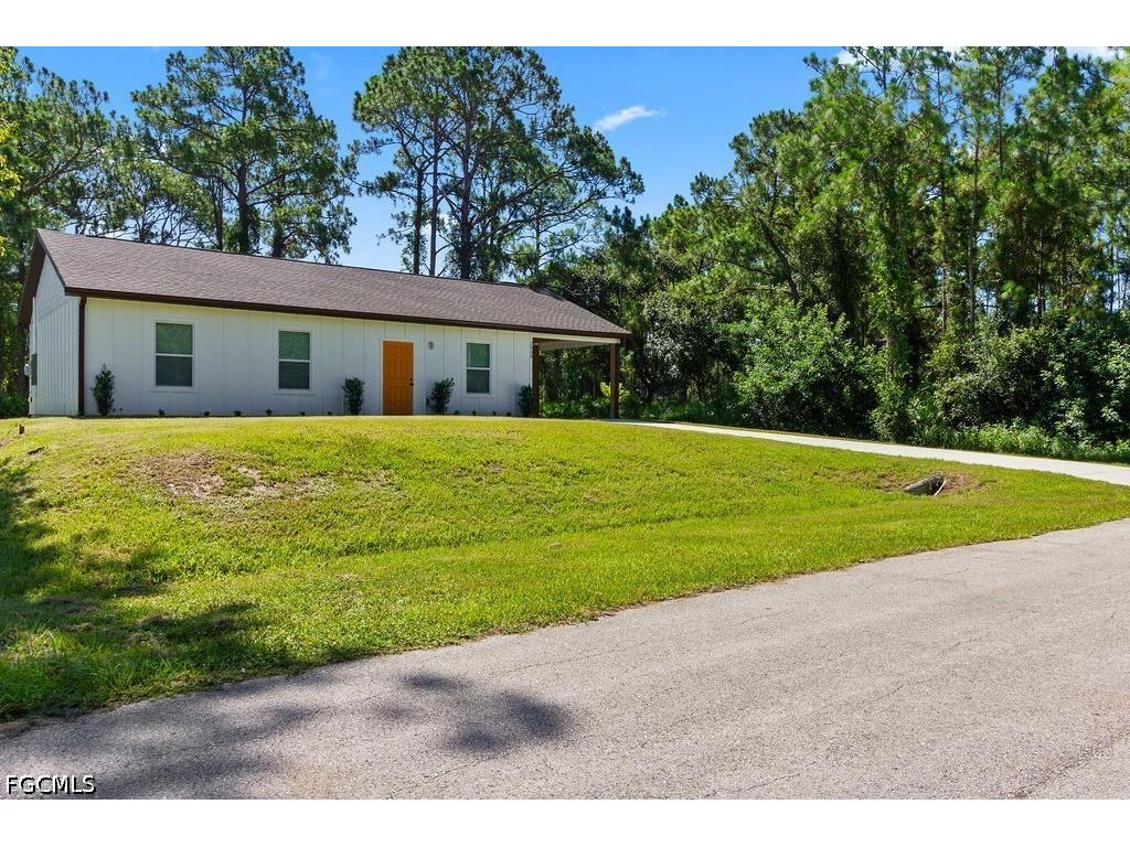 2008 Robert Avenue Alva FL 33920 2026031596 image46