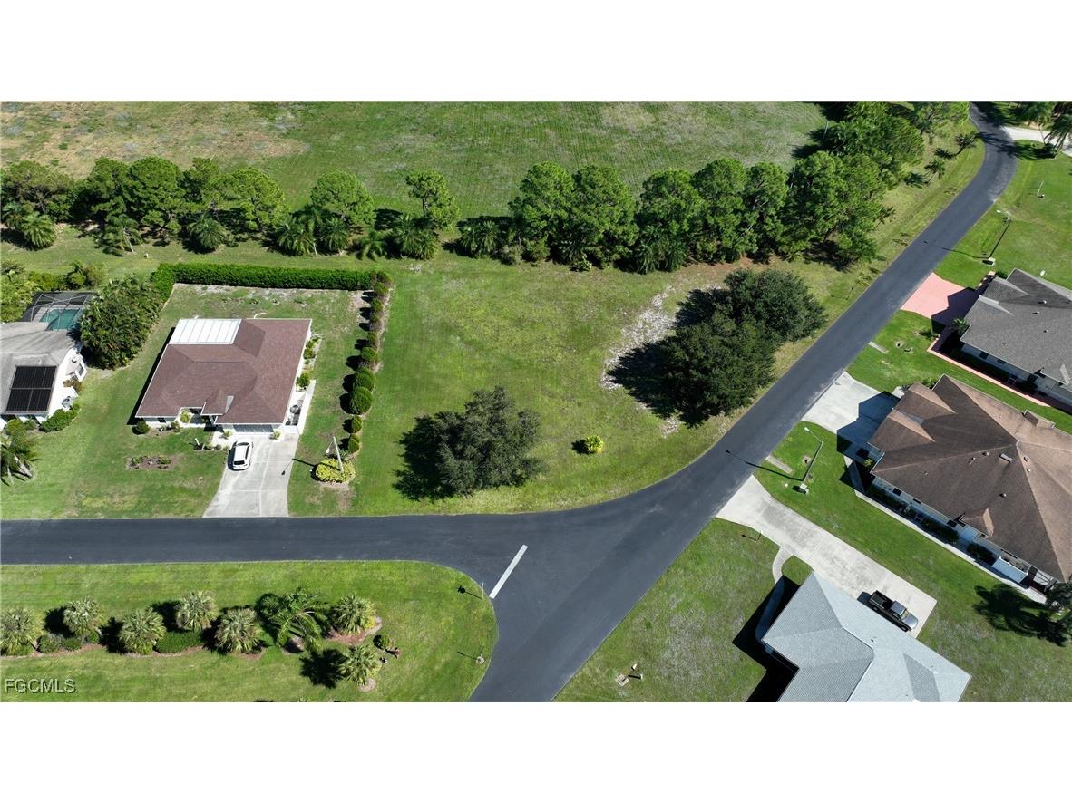 20083/085 Petrucka Circle N Lehigh Acres FL 33936 2025019698 image3