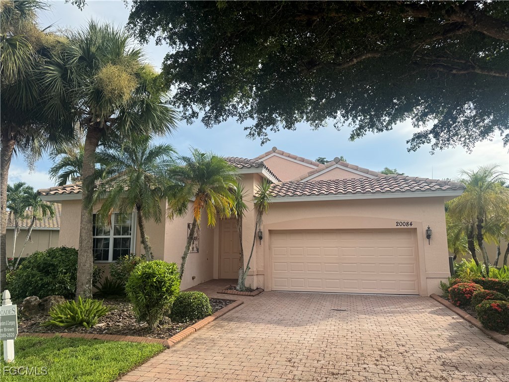 20084 Castlemaine Avenue Estero FL 33928 2025005554 image1