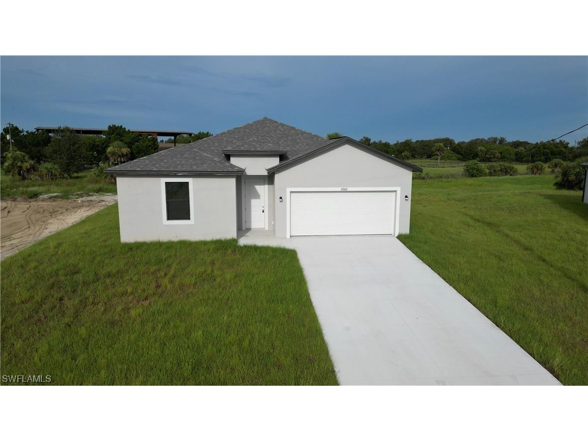 2009 Inglewood Circle Labelle FL 33925 223063291 image1