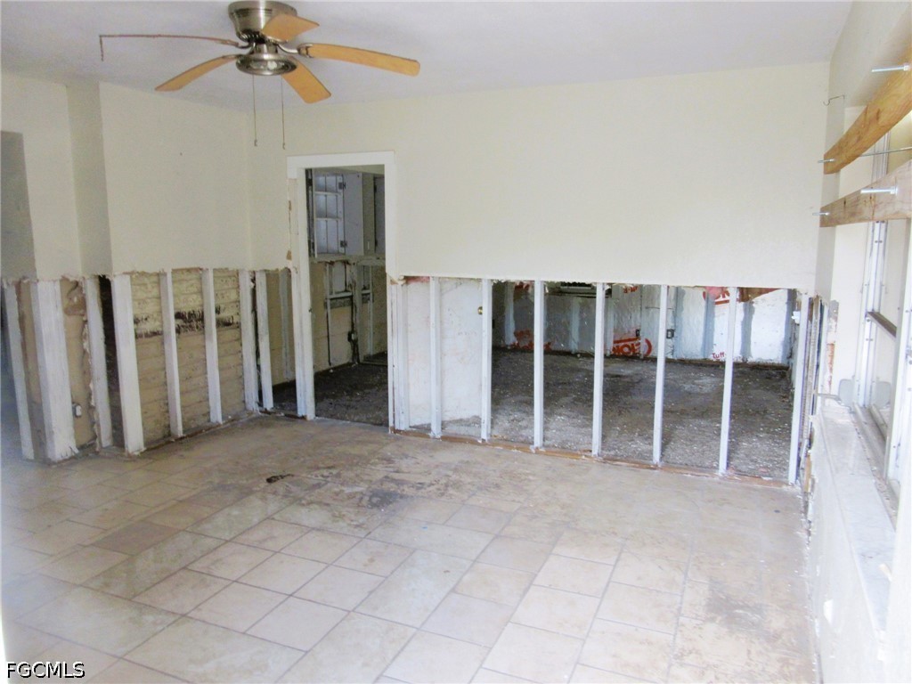 2009 Myrtle Avenue Punta Gorda FL 33950 2026013150 image6