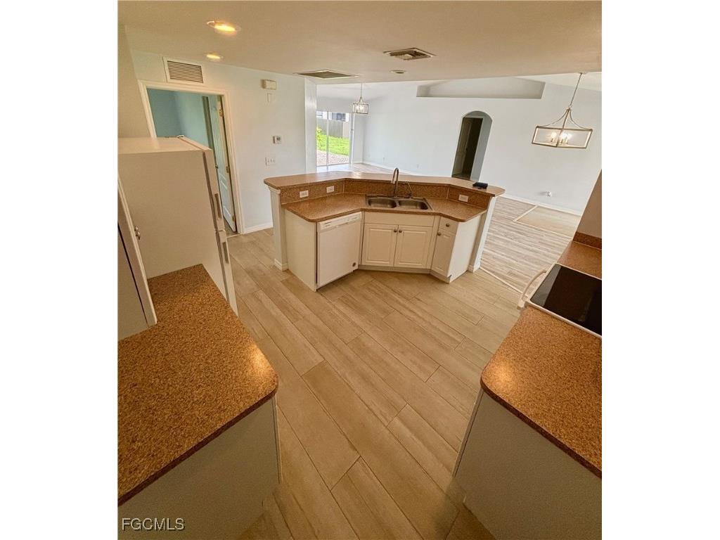 2009 NW 3rd Avenue Cape Coral FL 33993 2025010451 image26