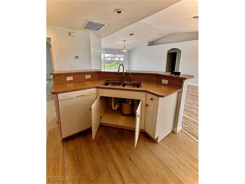 2009 NW 3rd Avenue Cape Coral FL 33993 2025010451 image27