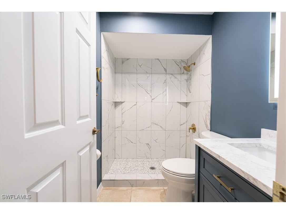 2009 Pine Isle Lane #2009 Naples FL 34112 225078909 image13