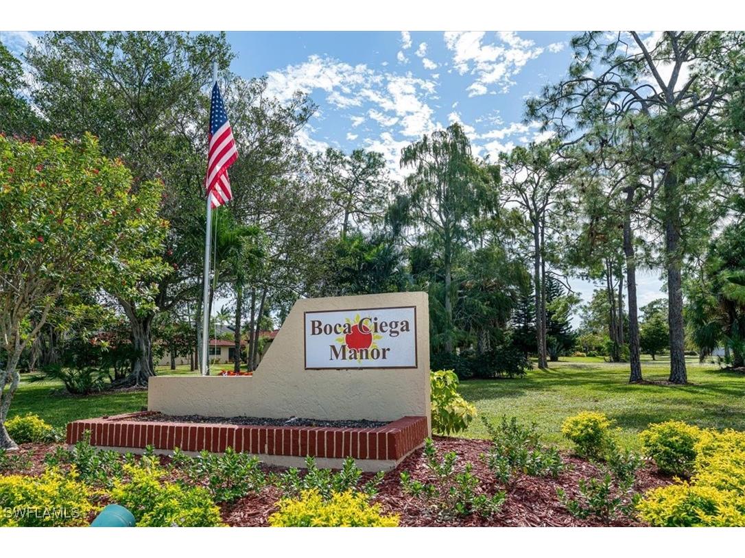 2009 Pine Isle Lane #2009 Naples FL 34112 225078909 image21