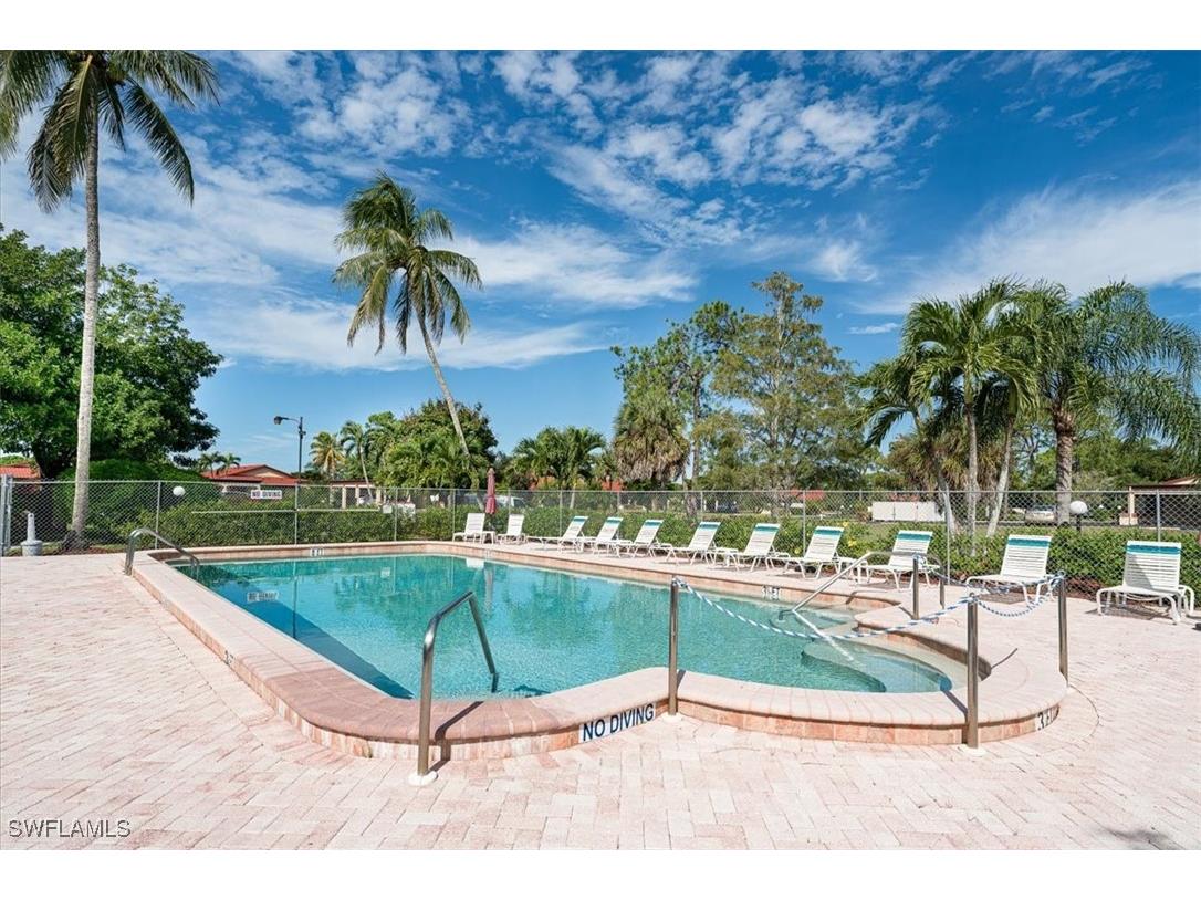 2009 Pine Isle Lane #2009 Naples FL 34112 225078909 image28