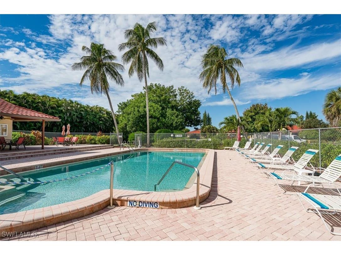 2009 Pine Isle Lane #2009 Naples FL 34112 225078909 image32