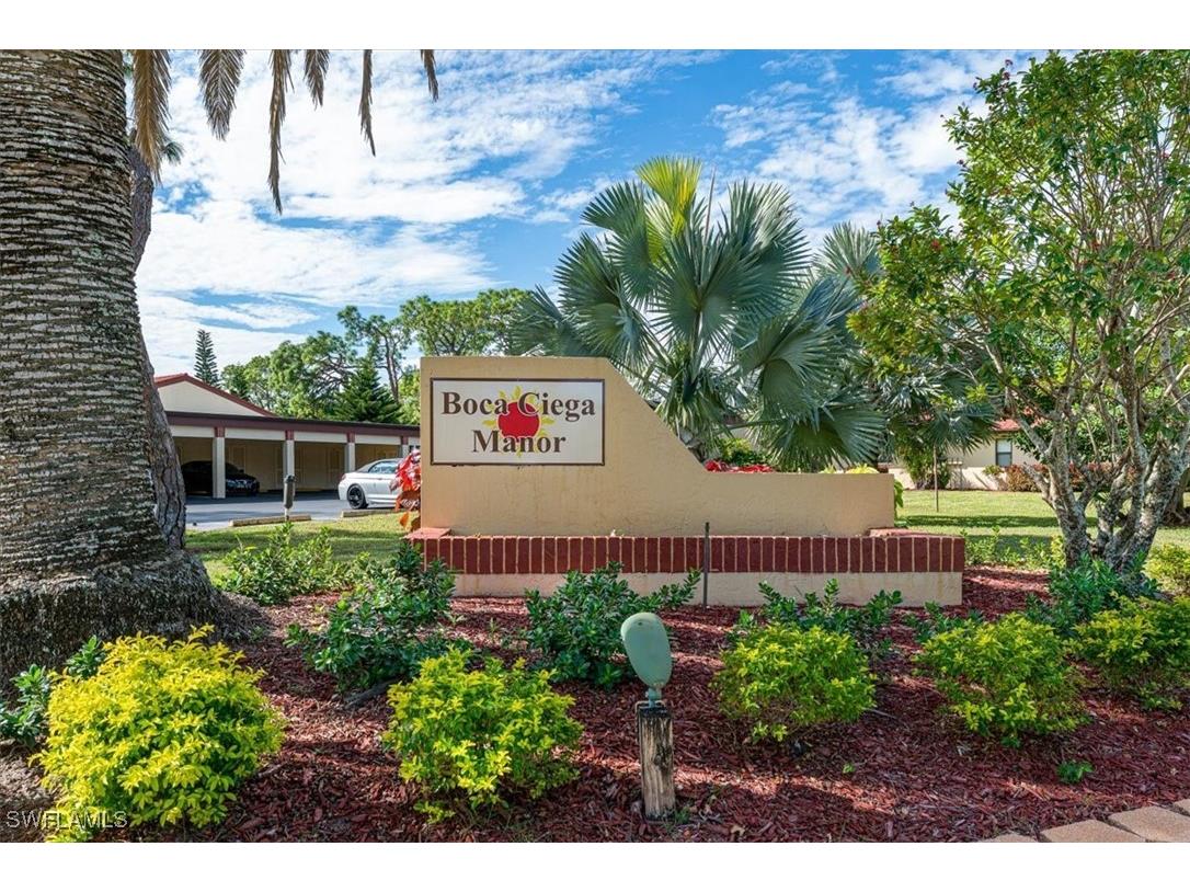 2009 Pine Isle Lane #2009 Naples FL 34112 225078909 image33