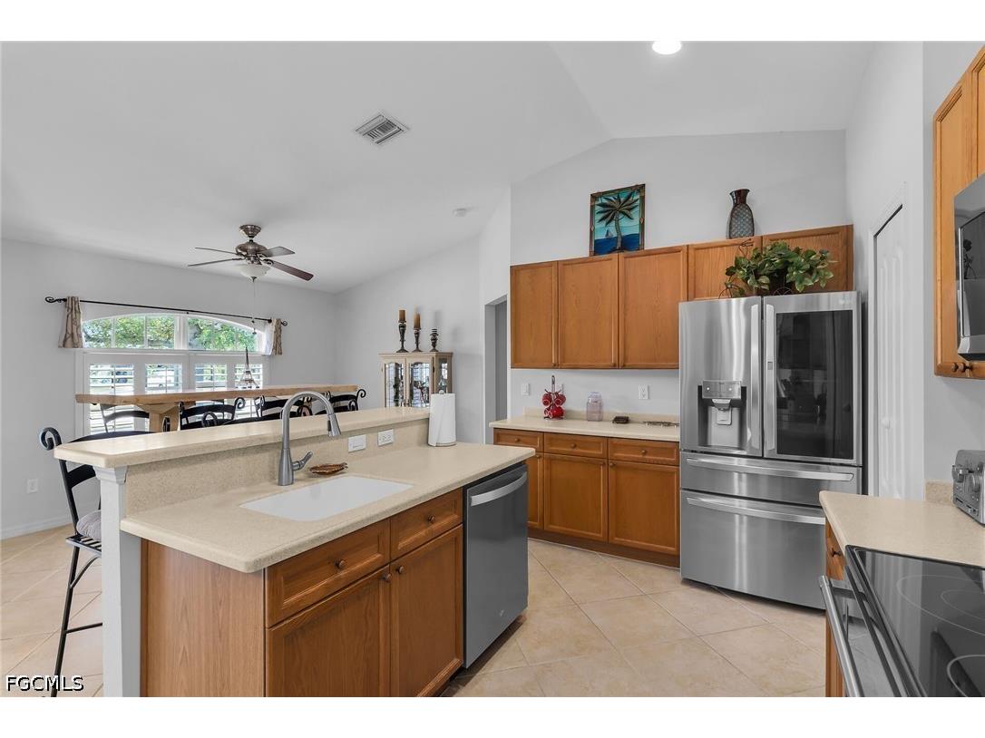 2009 SW 36th Terrace Cape Coral FL 33914 2026014245 image10