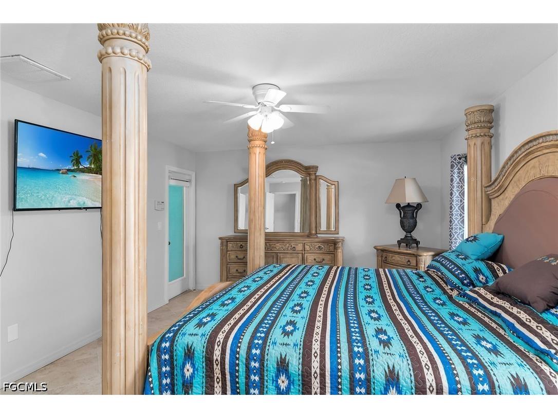 2009 SW 36th Terrace Cape Coral FL 33914 2026014245 image18