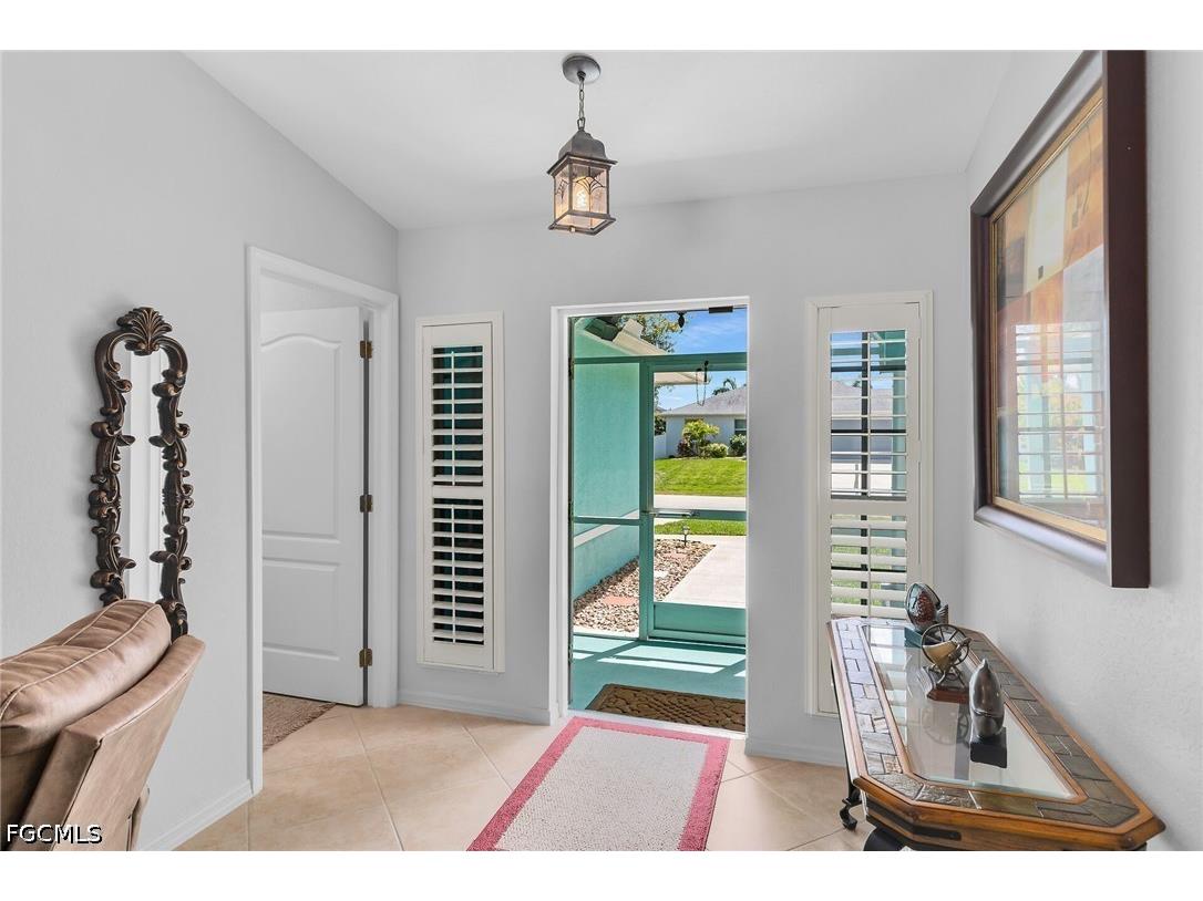 2009 SW 36th Terrace Cape Coral FL 33914 2026014245 image2