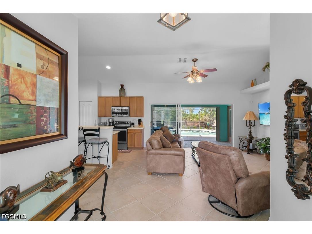 2009 SW 36th Terrace Cape Coral FL 33914 2026014245 image3
