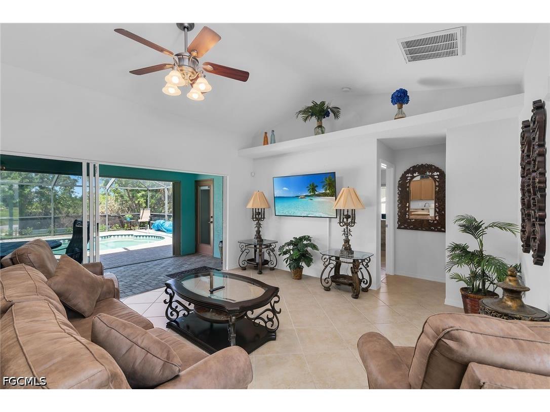2009 SW 36th Terrace Cape Coral FL 33914 2026014245 image4