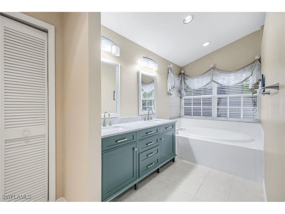 20090 Golden Panther Drive #4 Estero FL 33928 225085217 image14