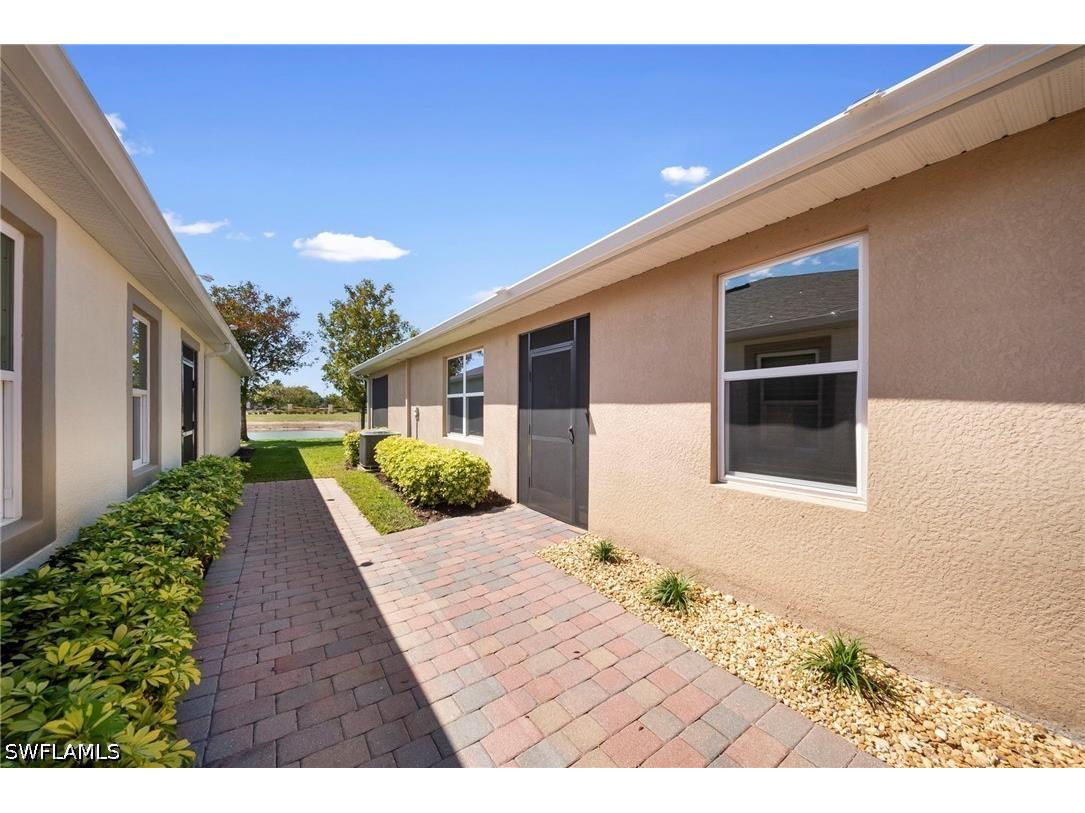 20099 Fiddlewood Avenue North Fort Myers FL 33917 226013458 image2