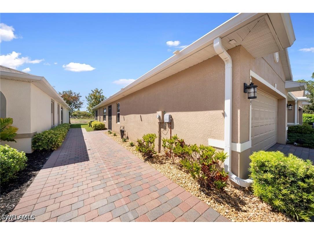 20099 Fiddlewood Avenue North Fort Myers FL 33917 226013458 image3