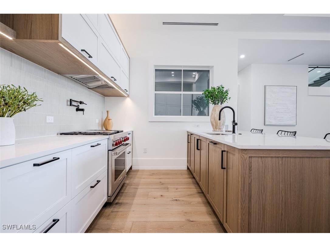 201 8th Street S #103 Naples FL 34102 225031992 image14