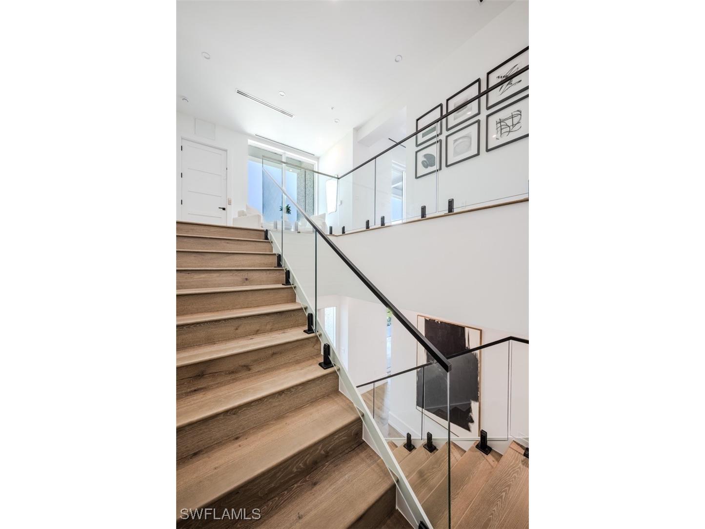 201 8th Street S #103 Naples FL 34102 225031992 image24