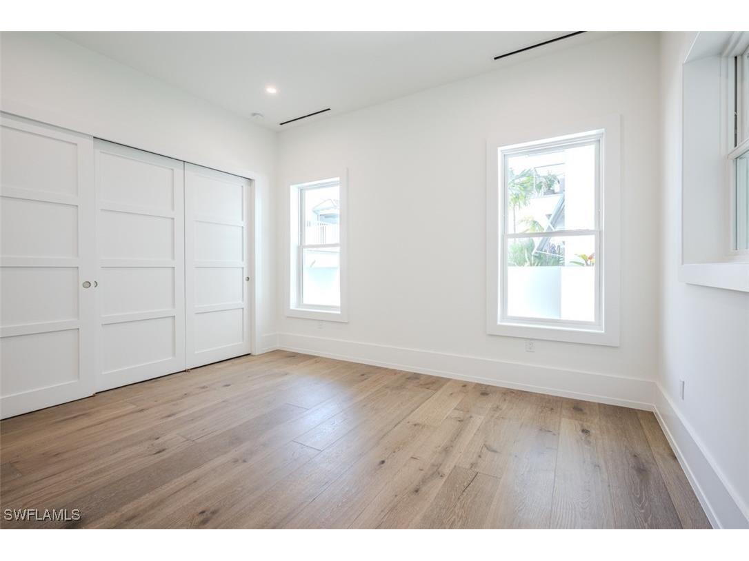 201 8th Street S #103 Naples FL 34102 225031992 image32