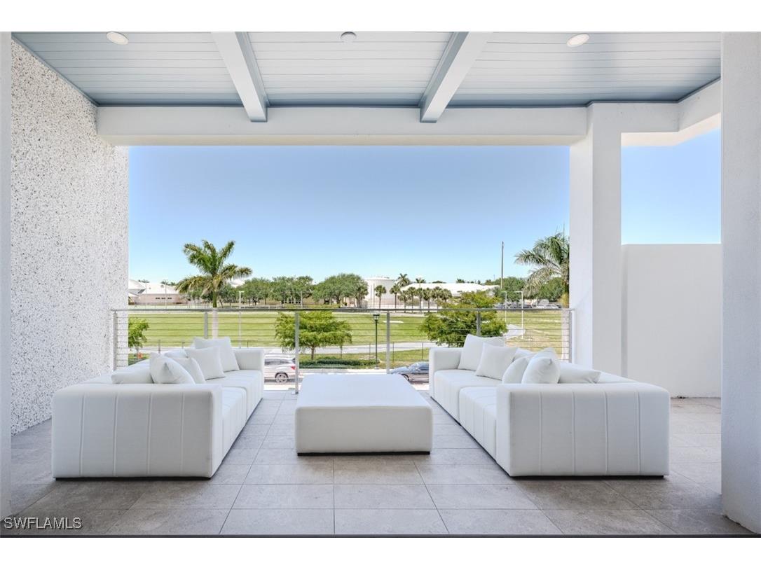 201 8th Street S #103 Naples FL 34102 225031992 image44