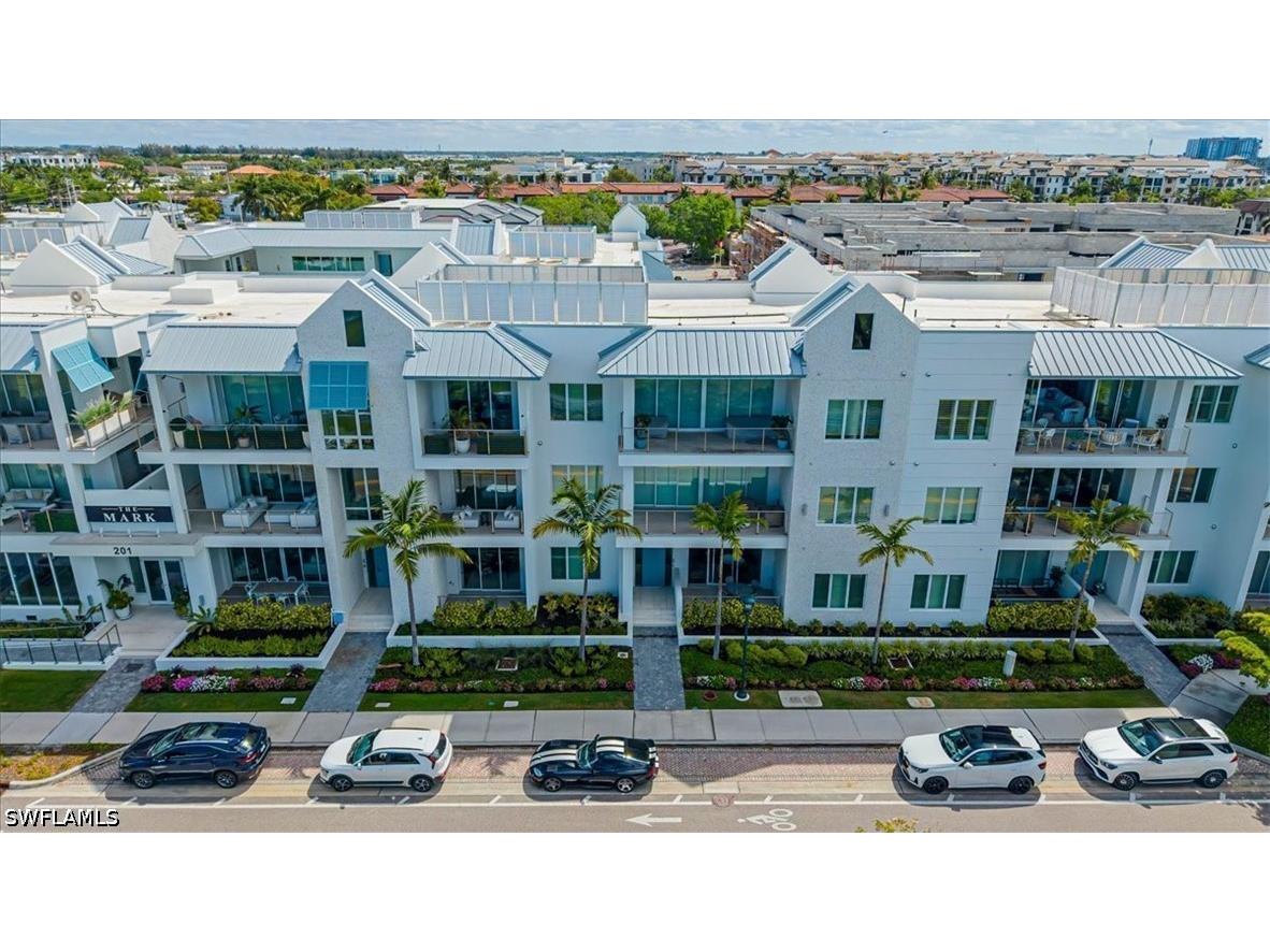 201 8th Street S #104 Naples FL 34102 226014192 image1