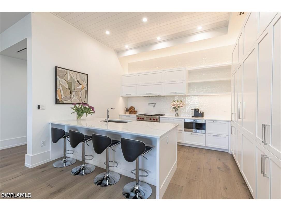 201 8th Street S #104 Naples FL 34102 226014192 image10