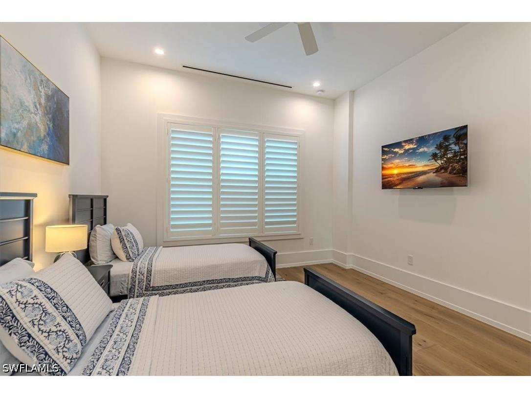 201 8th Street S #104 Naples FL 34102 226014192 image14