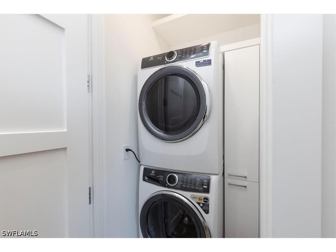 201 8th Street S #104 Naples FL 34102 226014192 image25