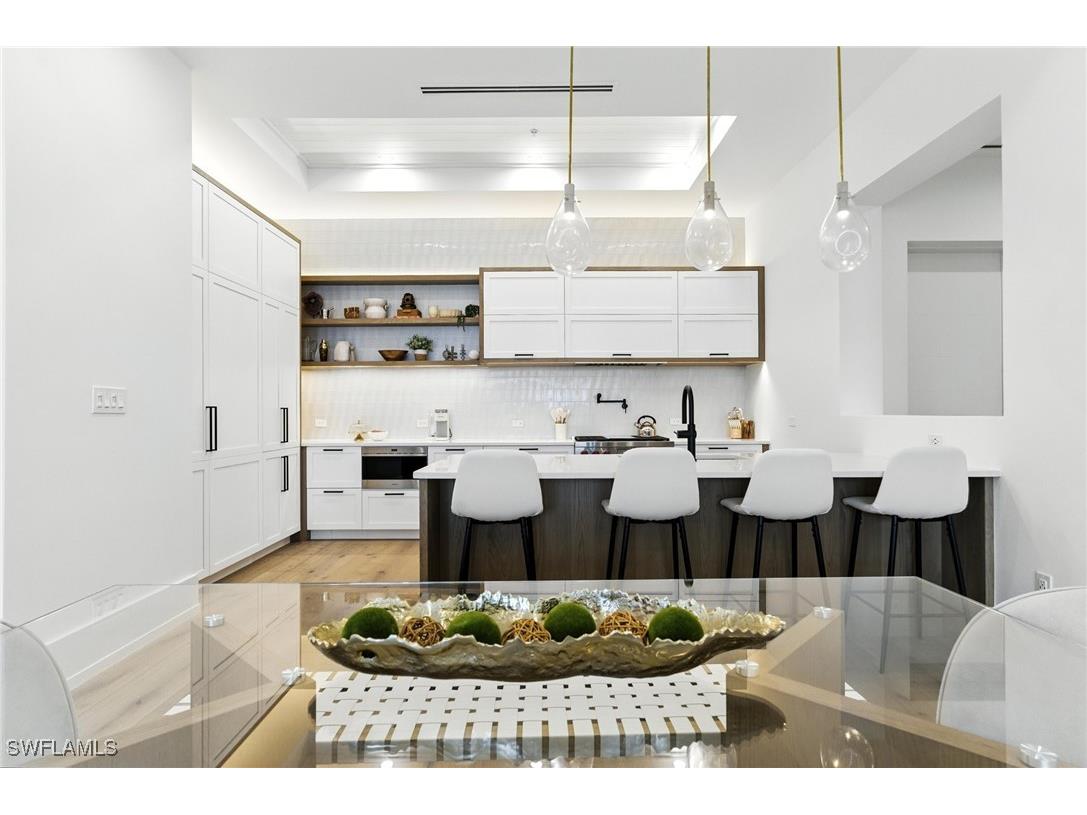 201 8th Street S #208 Naples FL 34102 225056174 image12