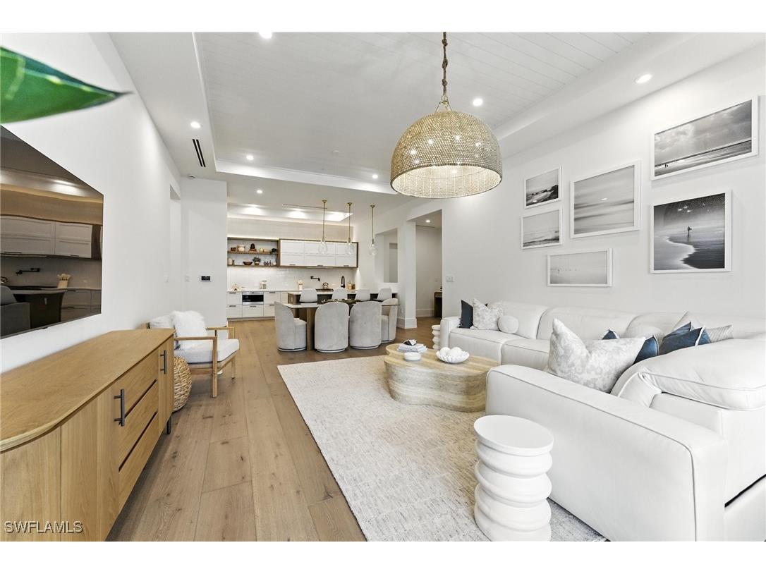 201 8th Street S #208 Naples FL 34102 225056174 image7