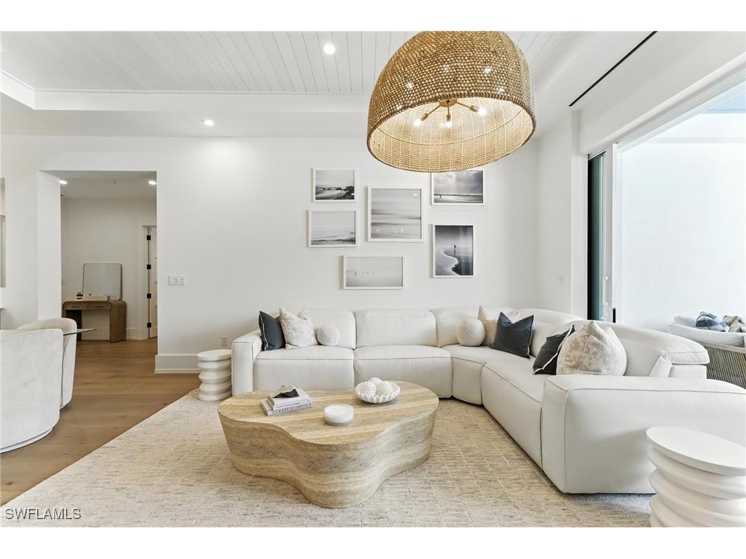 201 8th Street S #208 Naples FL 34102 225056174 image8