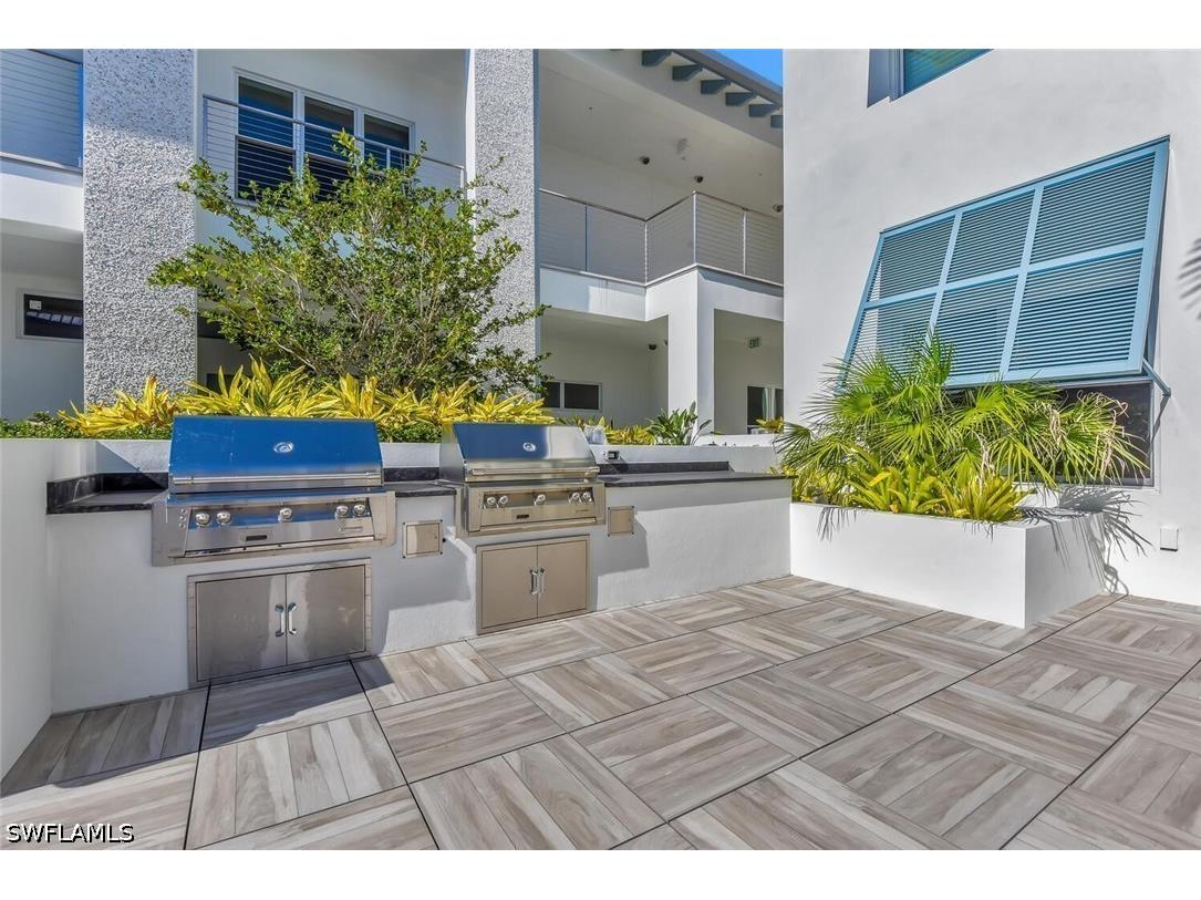 201 8th Street S #208 Naples FL 34102 226019627 image29