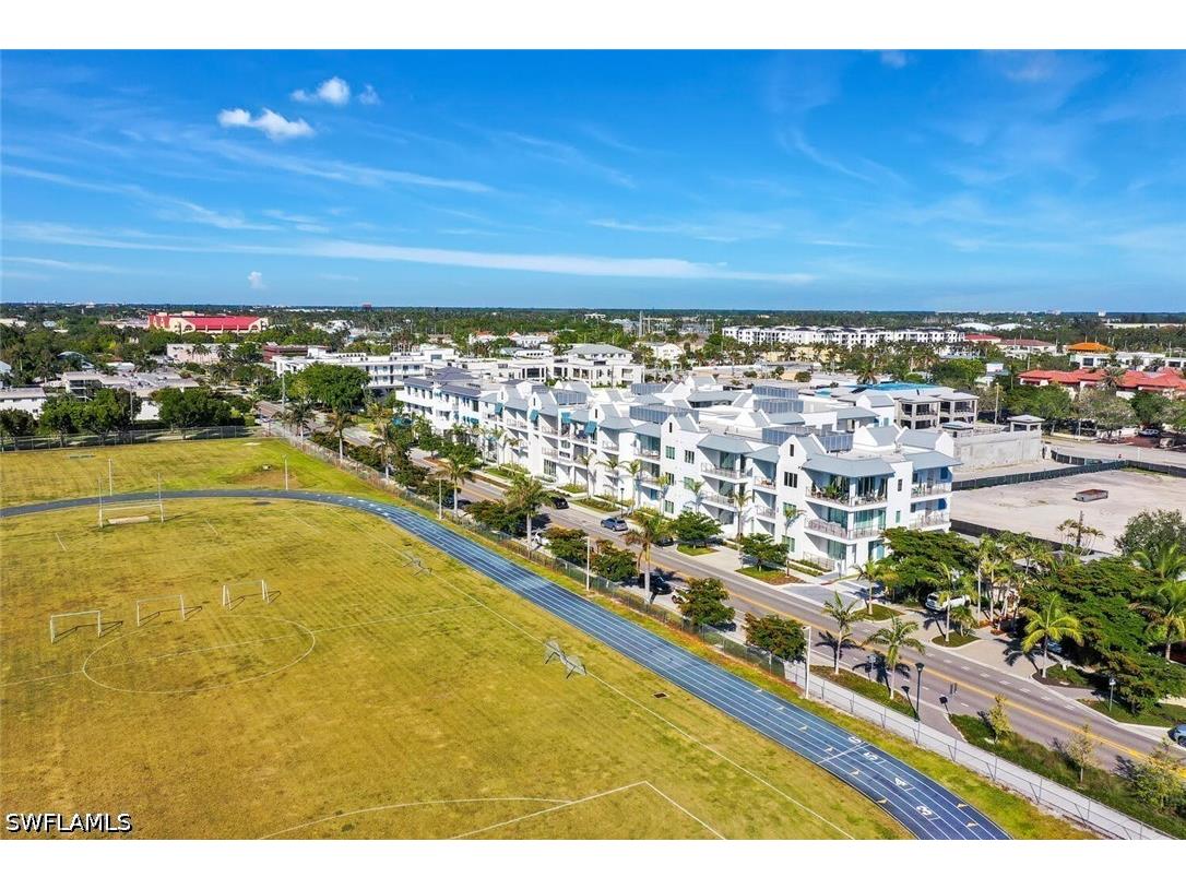 201 8th Street S #208 Naples FL 34102 226019627 image44