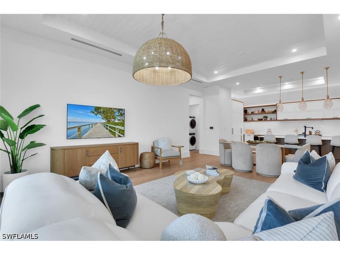 201 8th Street S #208 Naples FL 34102 226019627 image7
