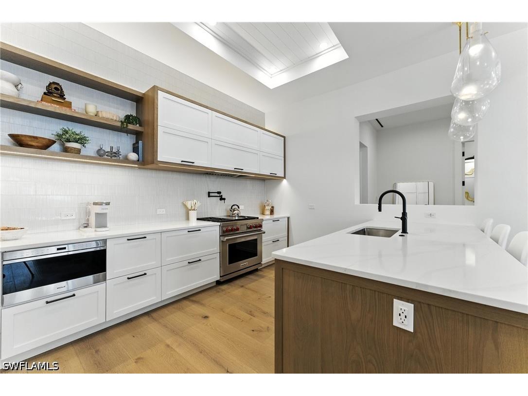 201 8th Street S #208 Naples FL 34102 226025234 image9